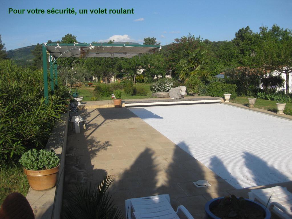 Domaine Du Planas Ailhon Ardeche Bed & Breakfast Exterior photo